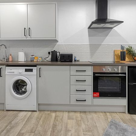 Exeter City Centre Apartments Riley Apartment Екстериор снимка